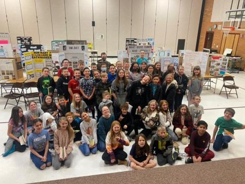Fifth graders science fair group picture