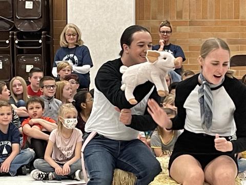UVU theater company performing Charlotte’s Web in the round