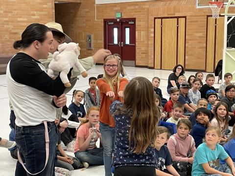 Park View Students helping UVU theater company perform Charlotte’s Web